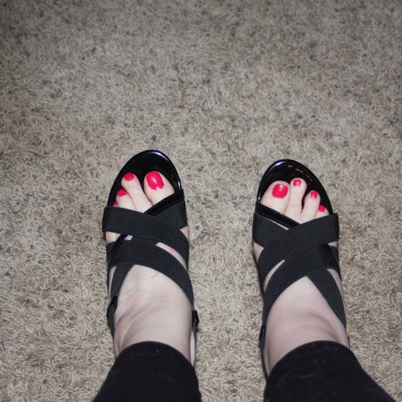 Coach Black Heels barely worn - Picture 4 of 7